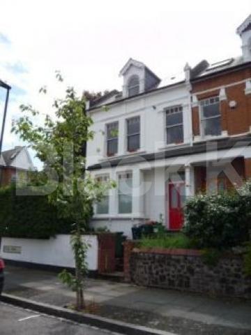 			LET!, 2 Bedroom, 1 bath, 1 reception Ground Floor Flat			 Cecile Park, CROUCH END